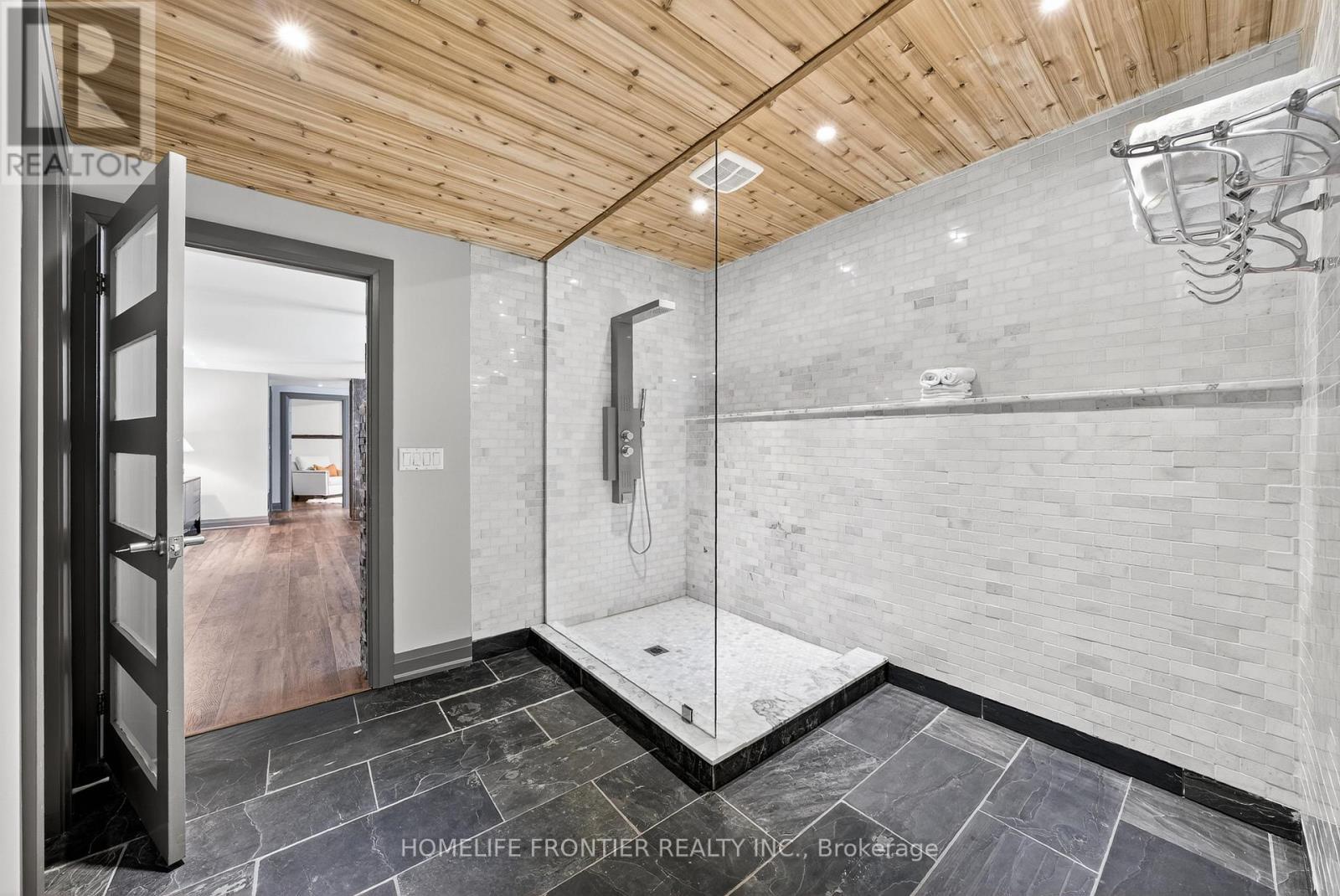 7896 6Th Line, Essa, ON -