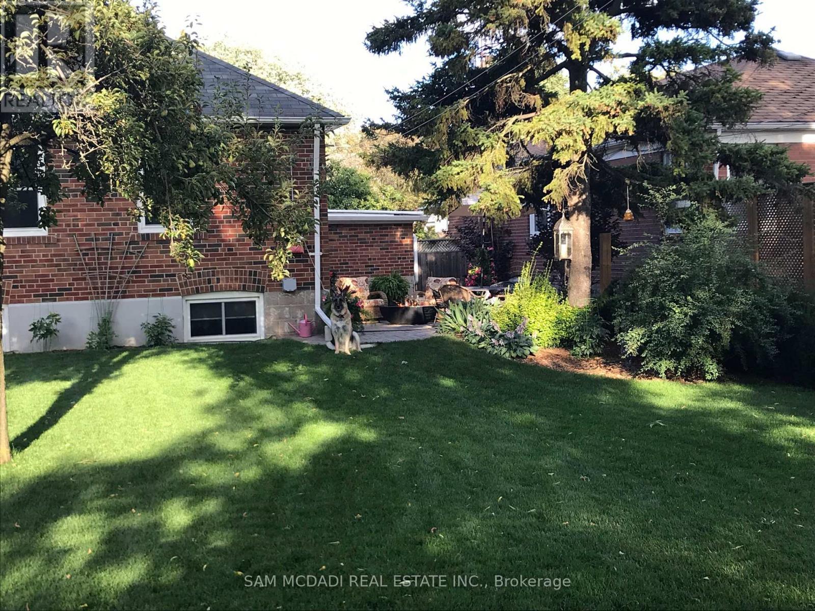 70 Thirty Seventh Street, Toronto, ON - Outdoor