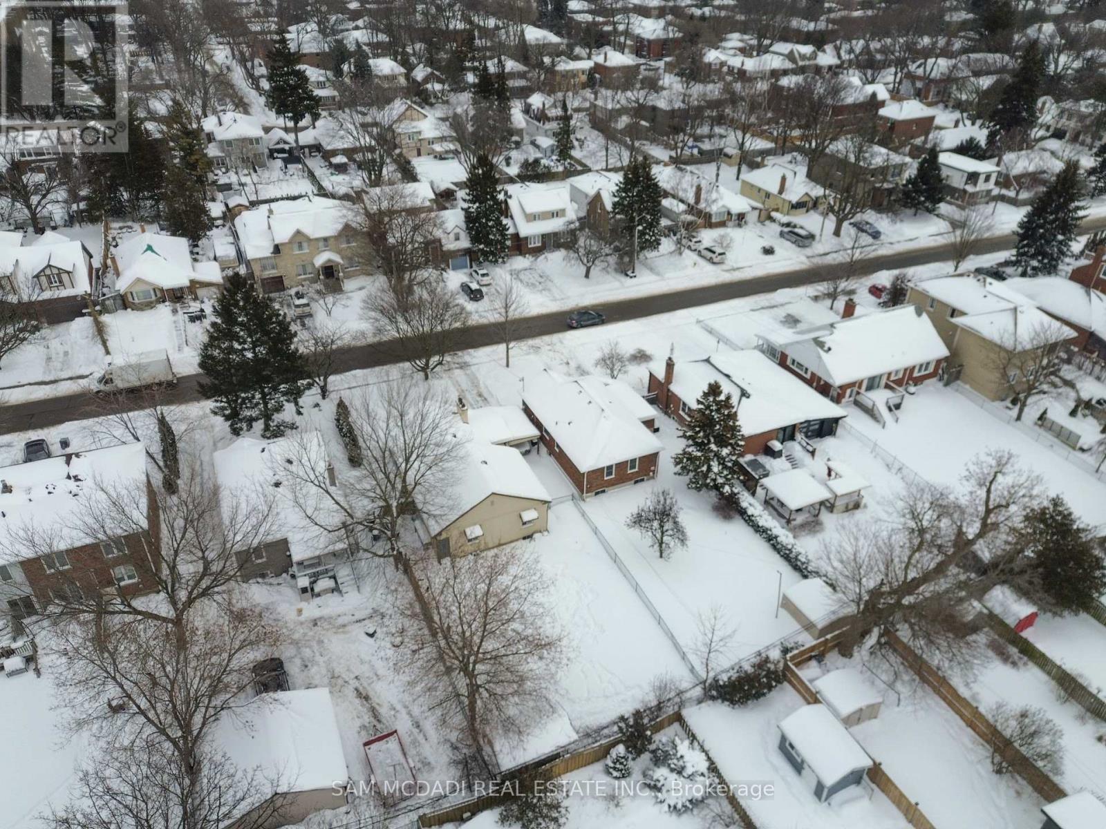 70 Thirty Seventh Street, Toronto, ON - Outdoor With View