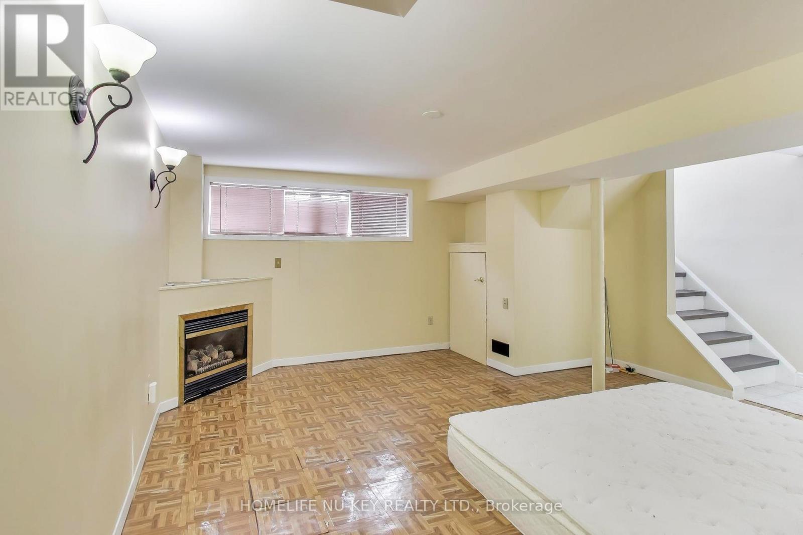 2443 Brookhurst Road, Mississauga, ON - Indoor With Fireplace