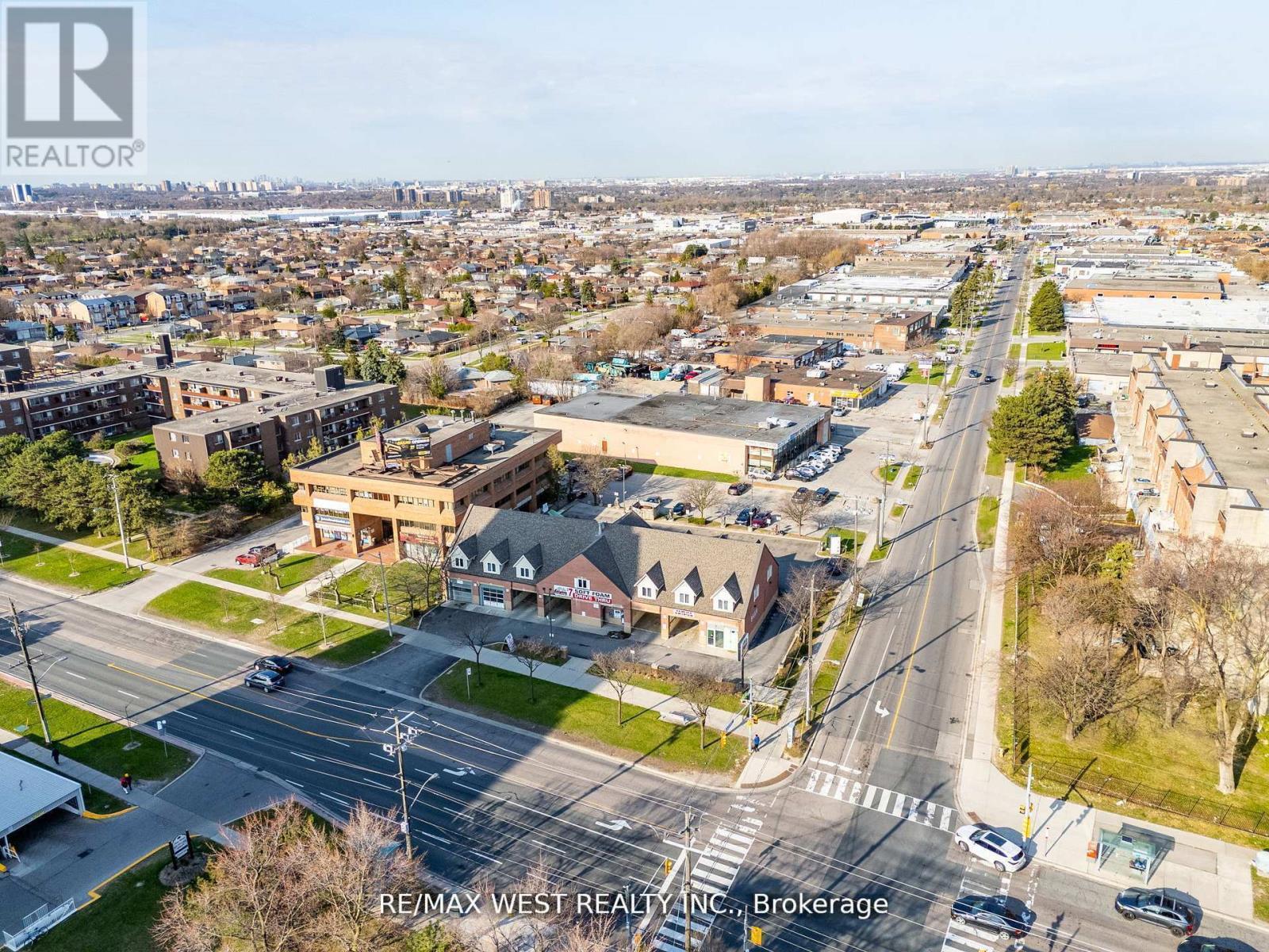 2800 Jane Street, Toronto, ON