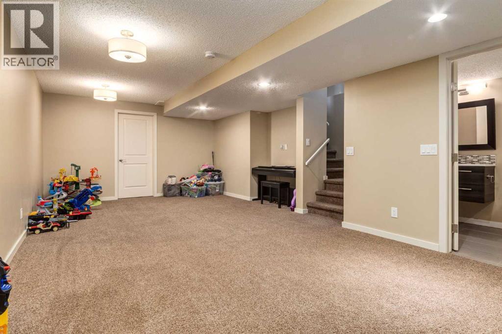 152 New Brighton Grove Se, Calgary, AB - Indoor