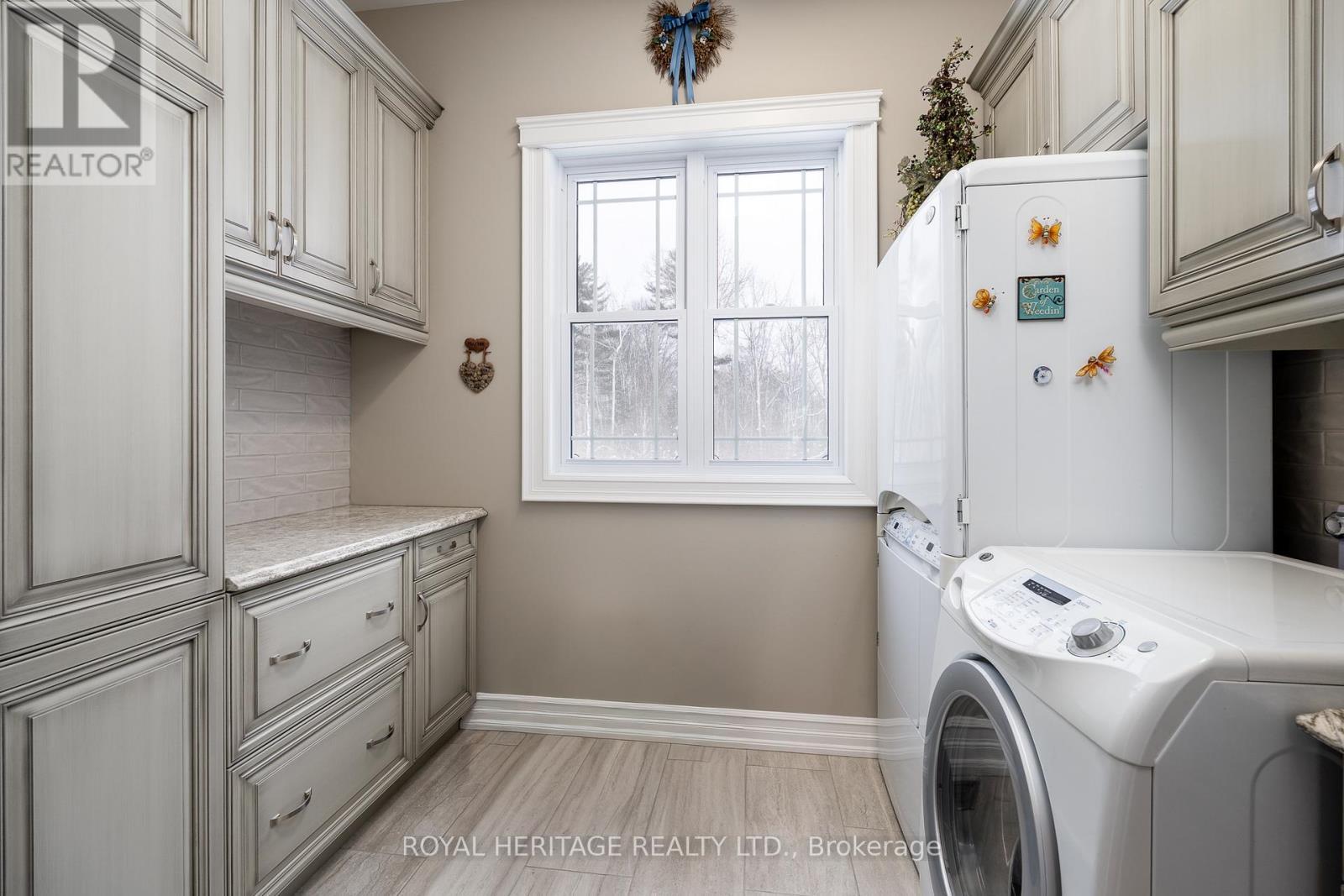 Main Floor Laundry - 21564 Loyalist Parkway, Prince Edward County (Ameliasburg Ward), ON - Indoor Photo Showing Laundry Room