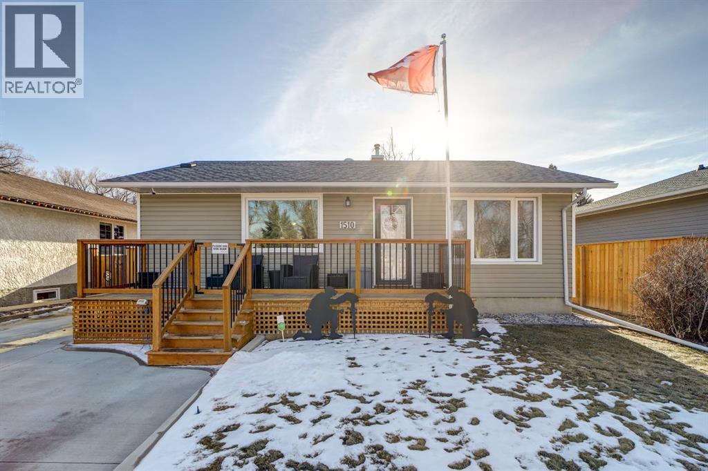 Front Exterior - 1510 12 Avenue N, Lethbridge, AB - Outdoor With Deck Patio Veranda With Exterior