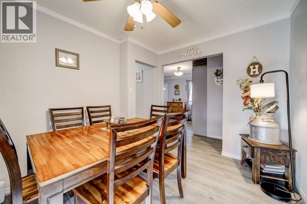 Dining Room - 1510 12 Avenue N, Lethbridge, AB - Indoor Photo Showing Dining Room