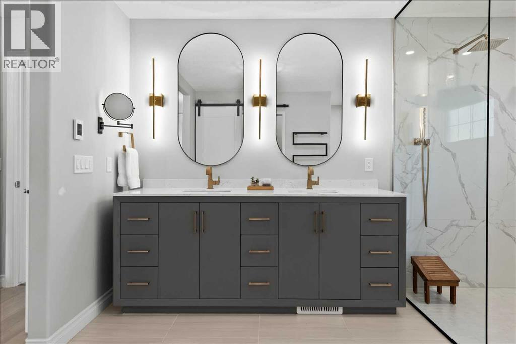 255 Gleneagles View, Cochrane, AB - Indoor Photo Showing Bathroom