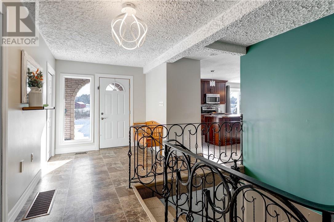 18 St Jean, Hagar, ON - Indoor Photo Showing Other Room