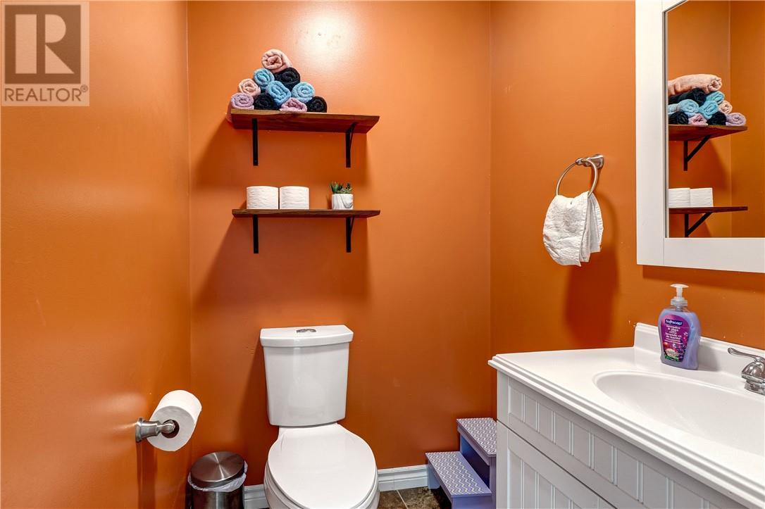 18 St Jean, Hagar, ON - Indoor Photo Showing Bathroom