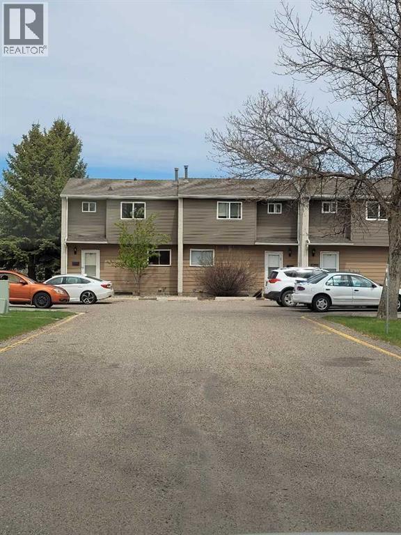 7, 65 Lafayette Boulevard, Lethbridge, AB - Outdoor