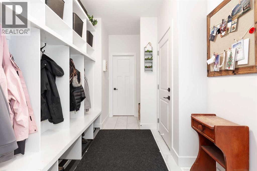 131 Goldenrod Way W, Lethbridge, AB - Indoor Photo Showing Other Room