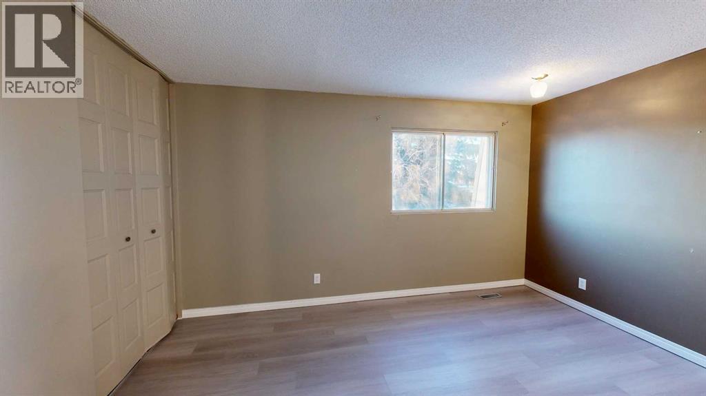 1, 115 Lafayette Boulevard W, Lethbridge, AB - Indoor Photo Showing Other Room