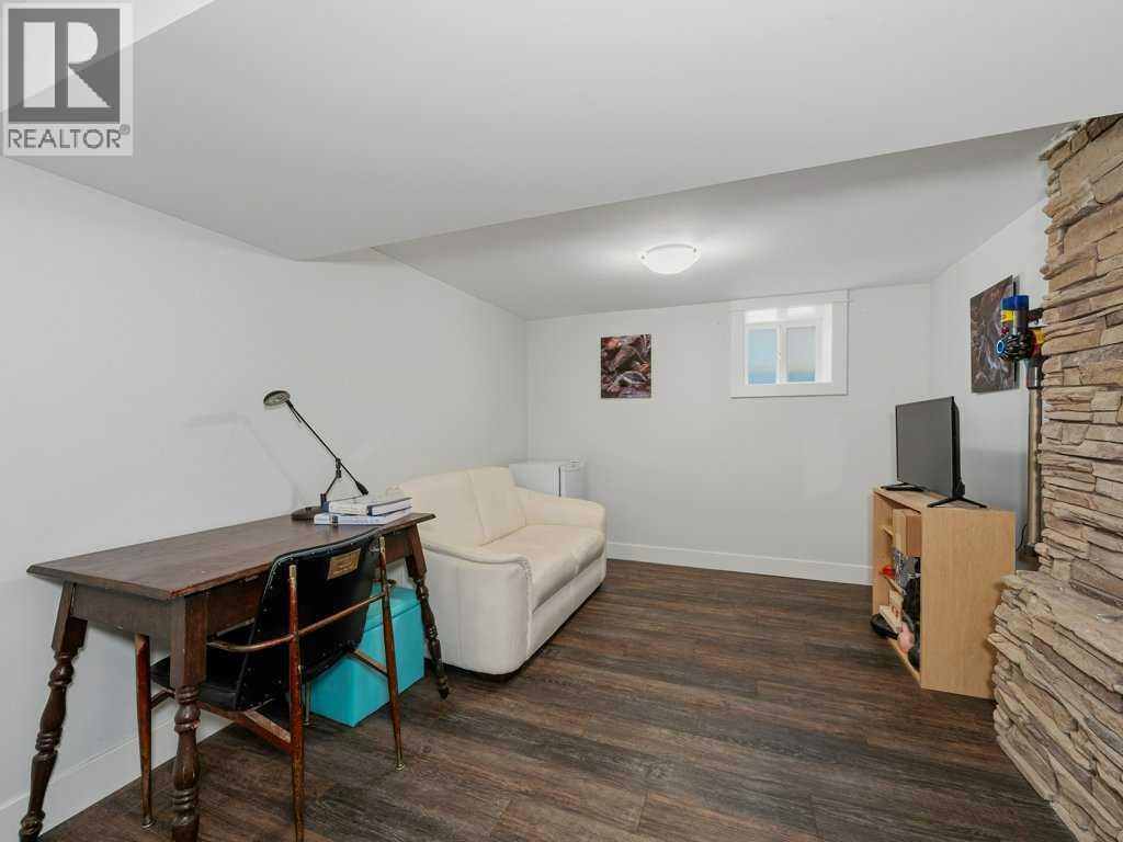 250 23 Avenue Ne, Calgary, AB - Indoor