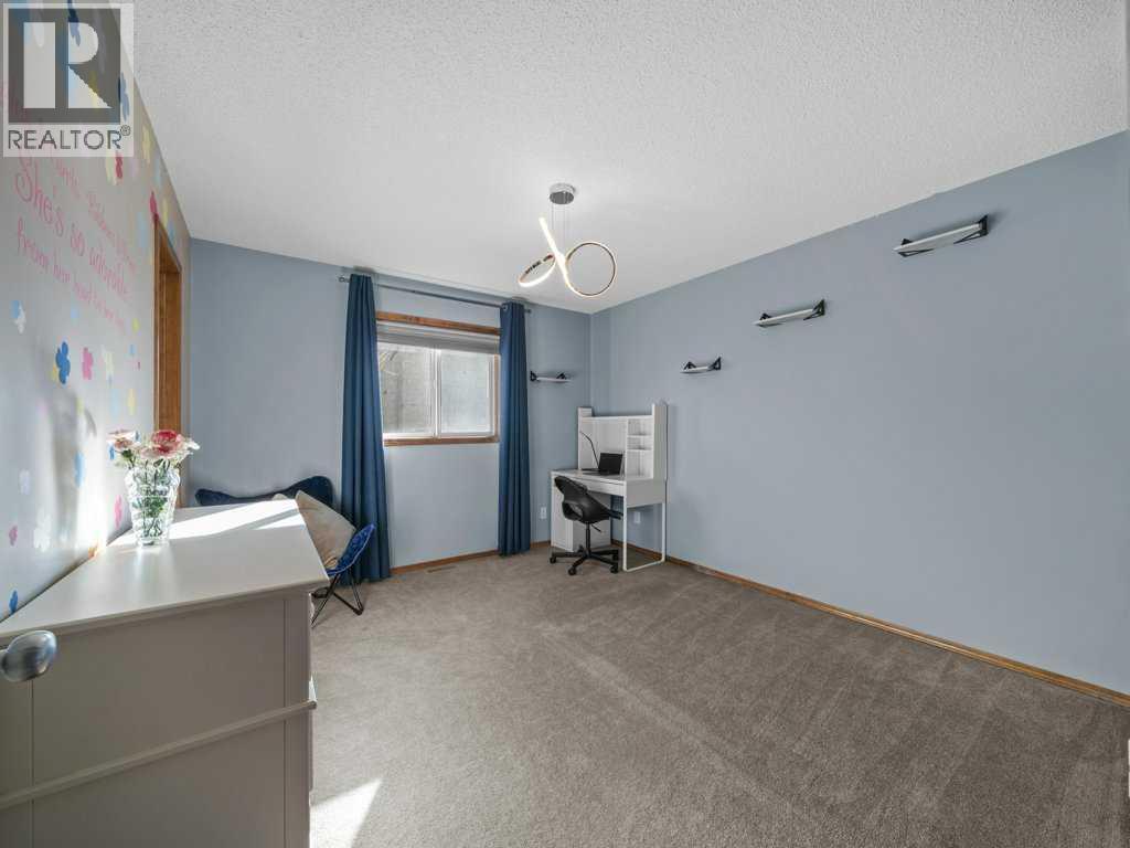 108 Pantego Rise Nw, Calgary, AB - Indoor