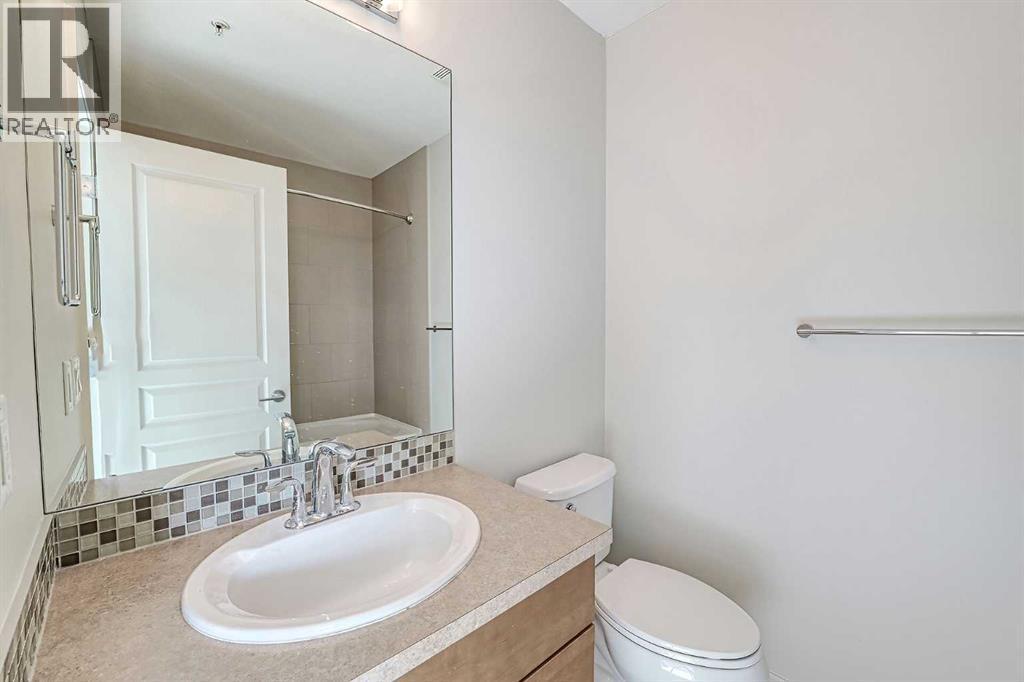 2804, 1320 1 Street Se, Calgary, AB - Indoor Photo Showing Bathroom