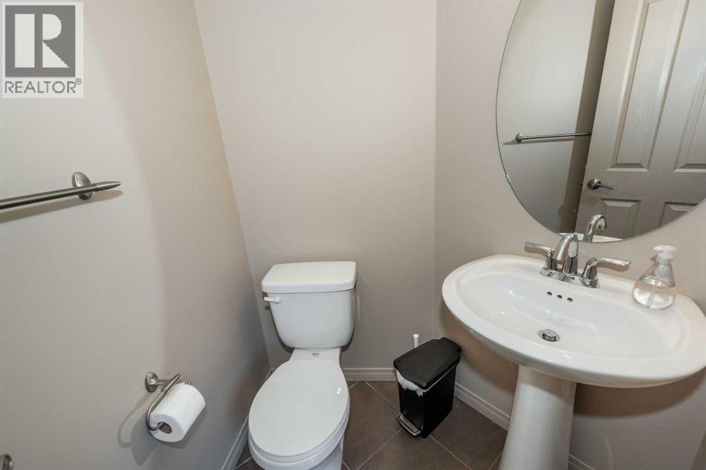54 Cranford Bay Se, Calgary, AB - Indoor Photo Showing Bathroom