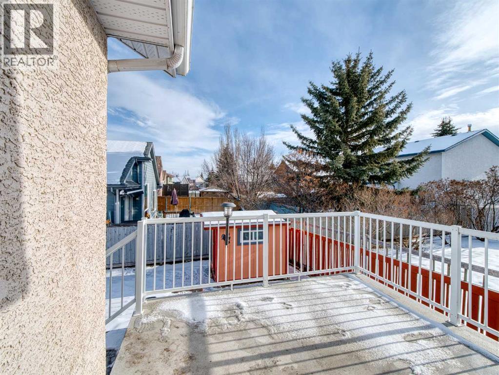 109 Somerset Close Sw, Calgary, AB - Outdoor With Exterior