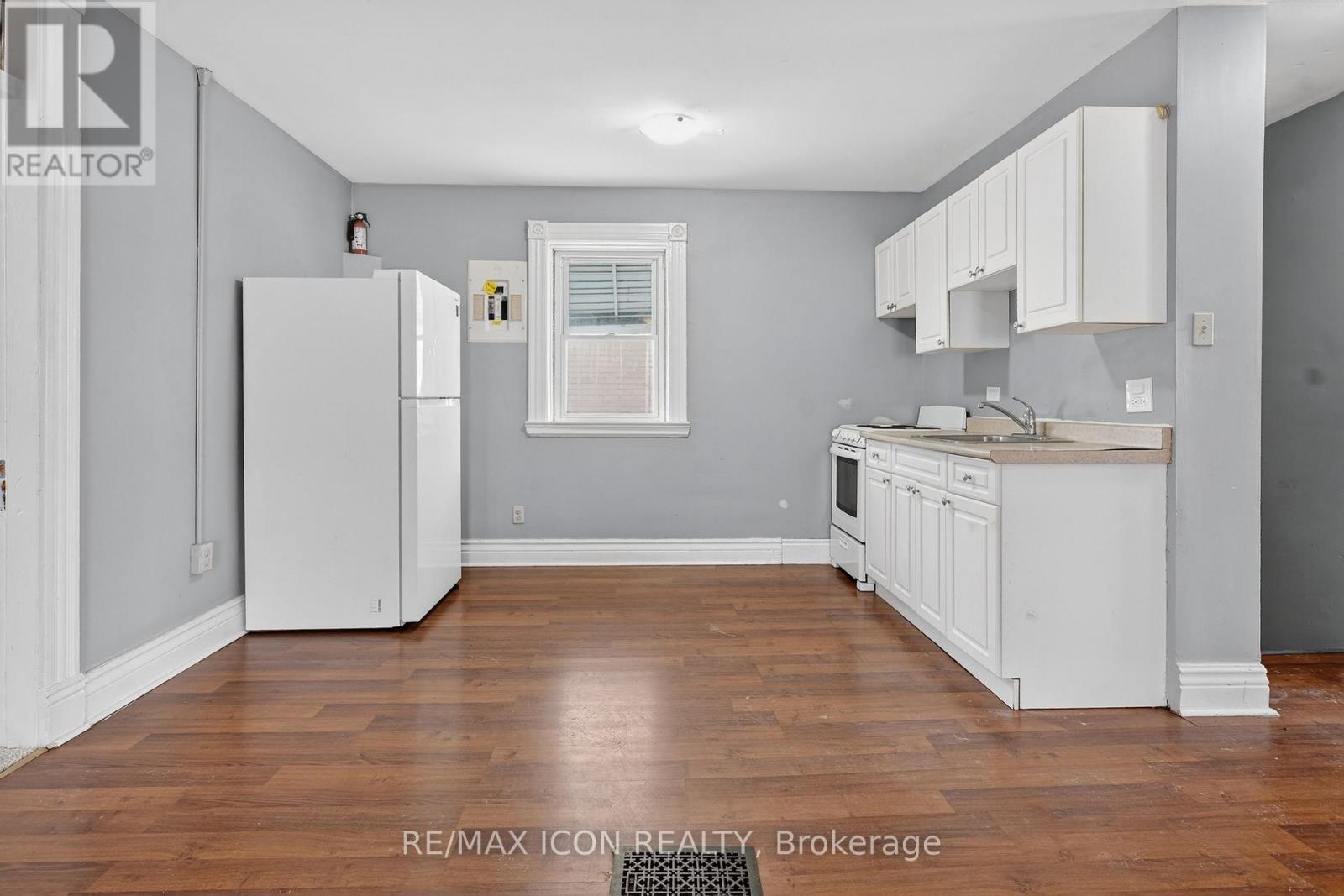 Unit 3 - 720 Queens Avenue, London East (East G), ON - Indoor Photo Showing Other Room