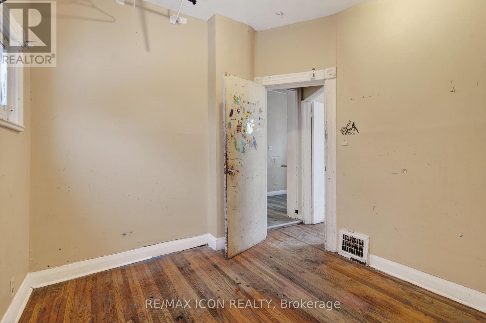 Unit 2 - 720 Queens Avenue, London East (East G), ON - Indoor Photo Showing Other Room