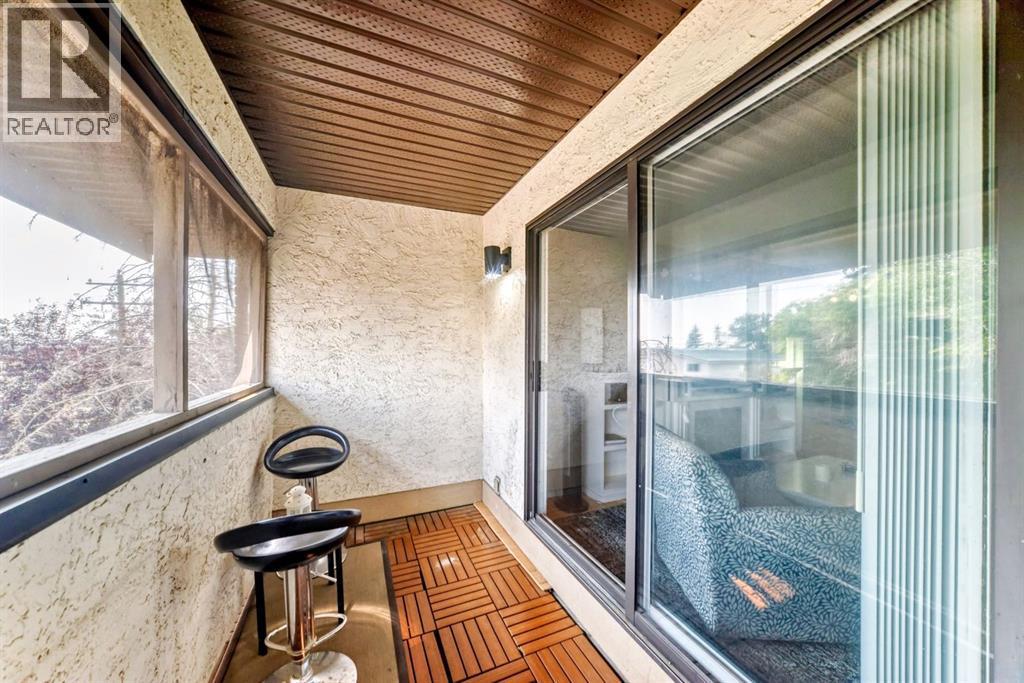 306, 1712 38 Street Se, Calgary, AB - With Balcony With Exterior