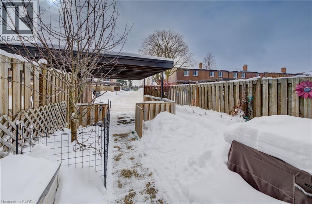 285 Sandowne Drive Unit# 1, Waterloo, ON - Outdoor With Deck Patio Veranda