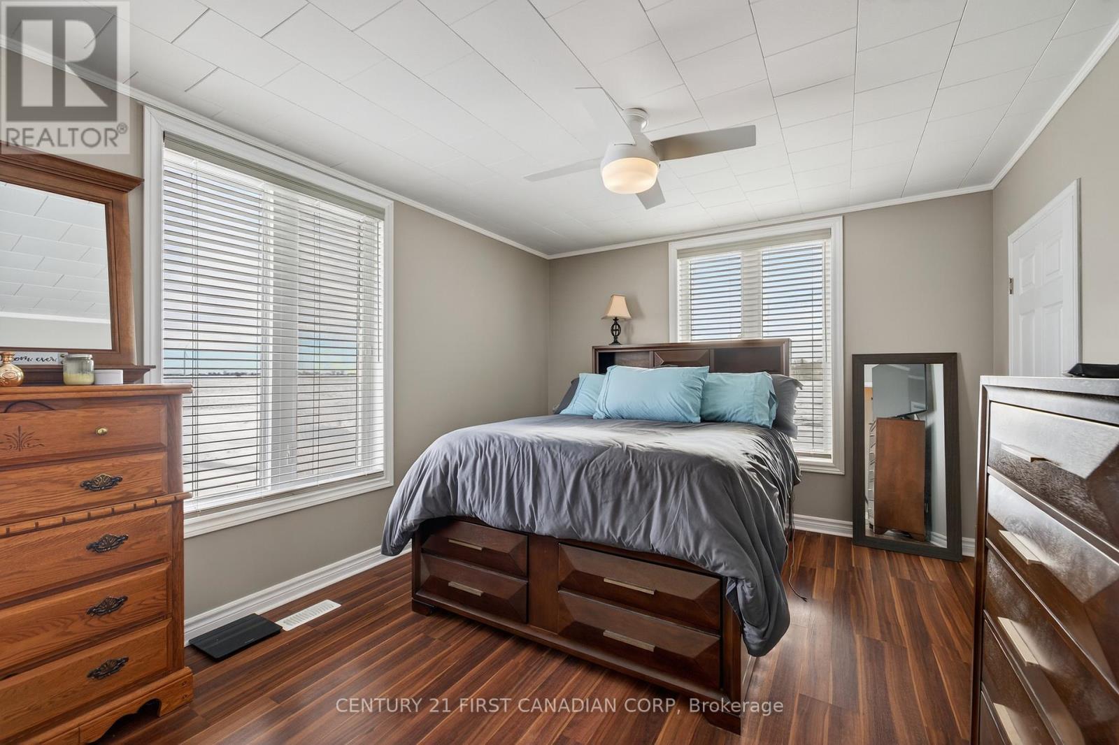 Main Floor Bedroom 1 - 20385 Port Road, Chatham-Kent (Raleigh), ON - Indoor Photo Showing Bedroom
