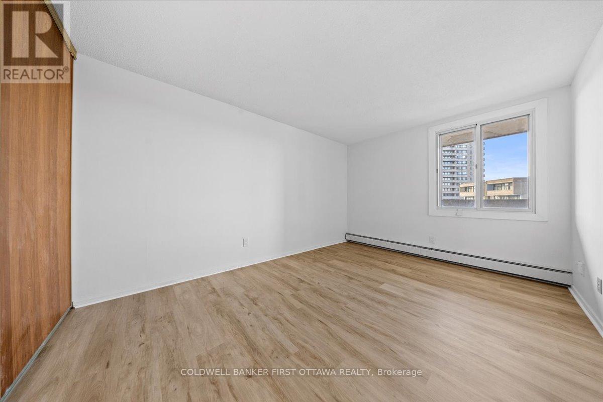 808 - 1171 Ambleside Drive, Ottawa, ON - Indoor Photo Showing Other Room