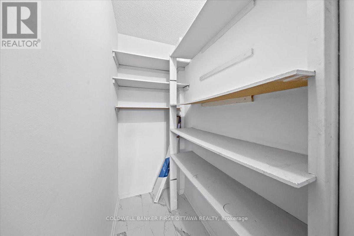 808 - 1171 Ambleside Drive, Ottawa, ON - Indoor With Storage