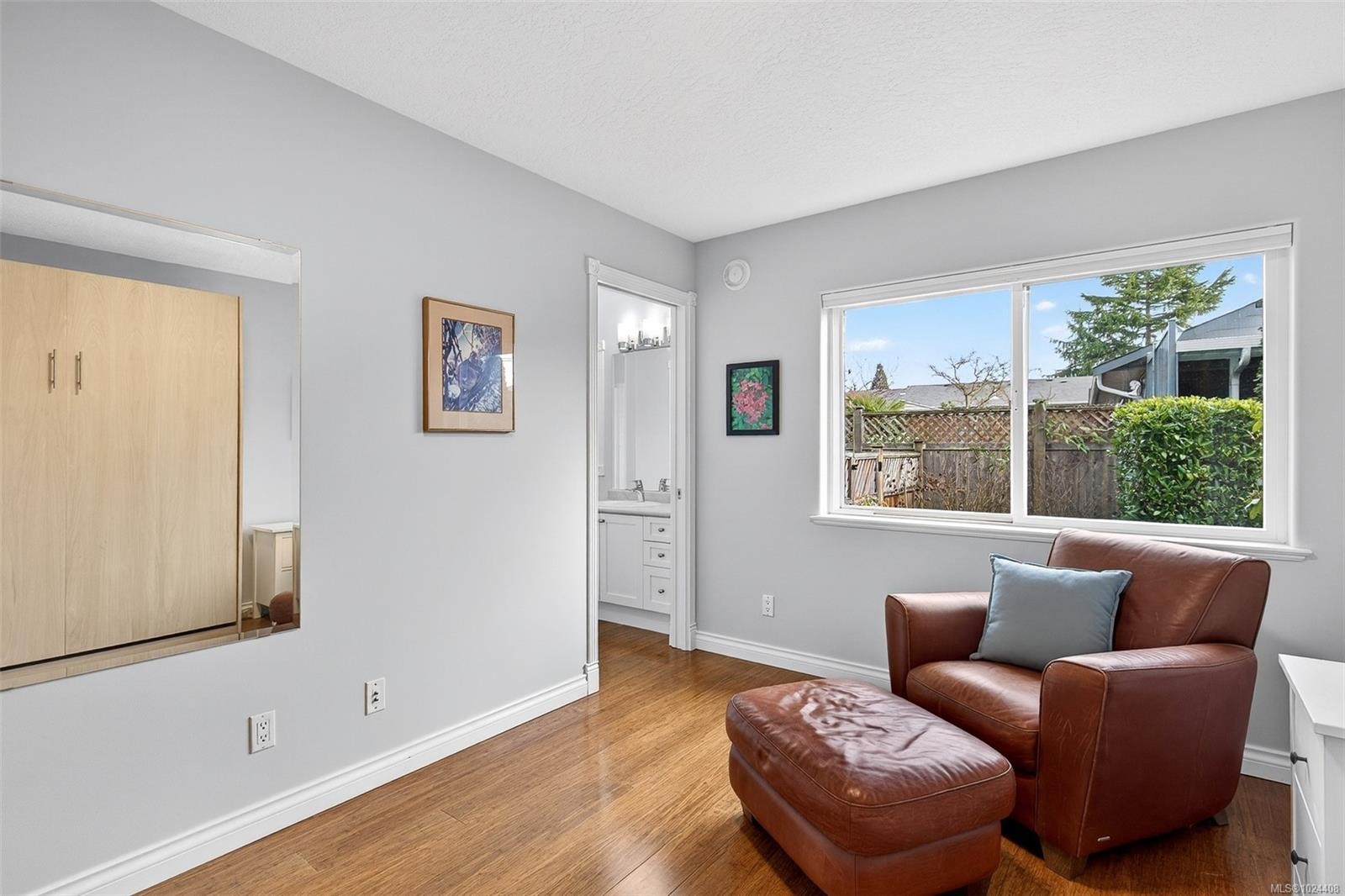 5-2235 Harbour Rd, Sidney, BC