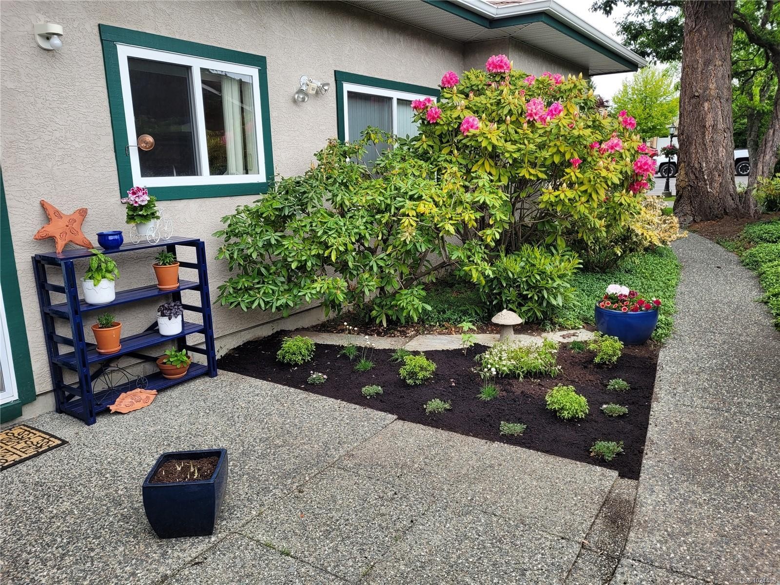 5-2235 Harbour Rd, Sidney, BC