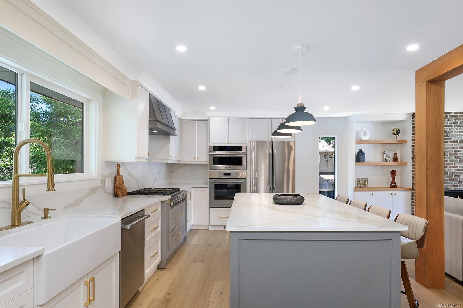 177 Sunningdale Rd East, Qualicum Beach, BC