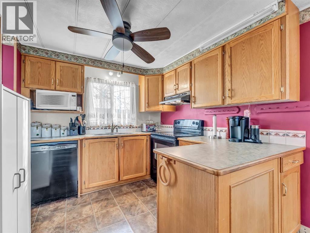 93, 4000 13 Avenue Se, Medicine Hat, AB