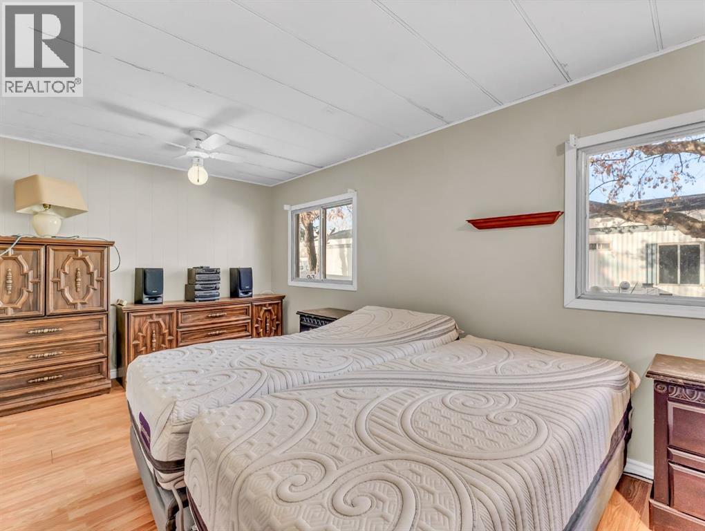 93, 4000 13 Avenue Se, Medicine Hat, AB