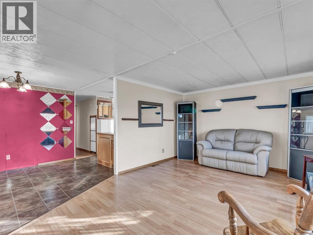 93, 4000 13 Avenue Se, Medicine Hat, AB