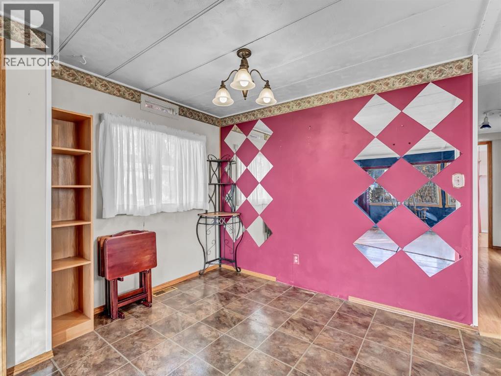 93, 4000 13 Avenue Se, Medicine Hat, AB