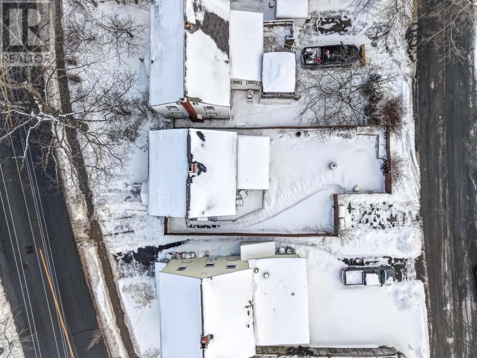 332 Portland Street, Dartmouth, NS - Outdoor