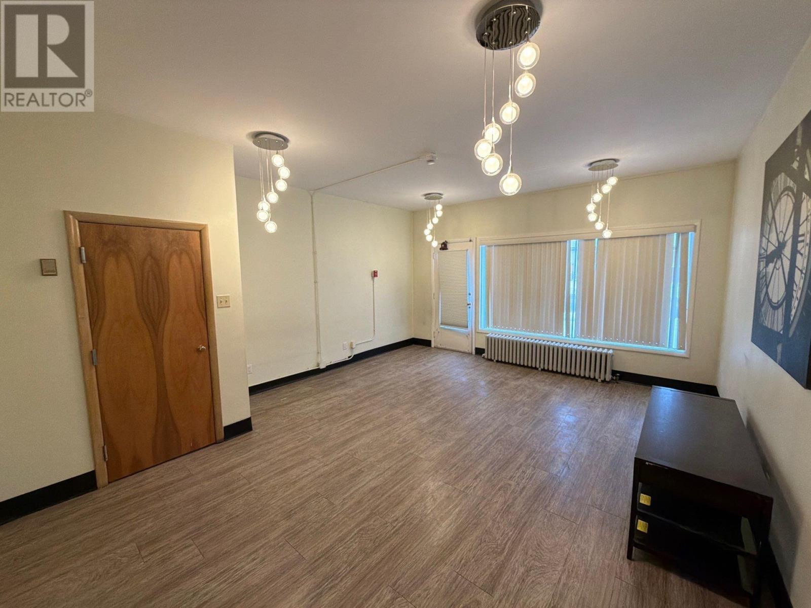 2016 Walsh St E, Thunder Bay, ON