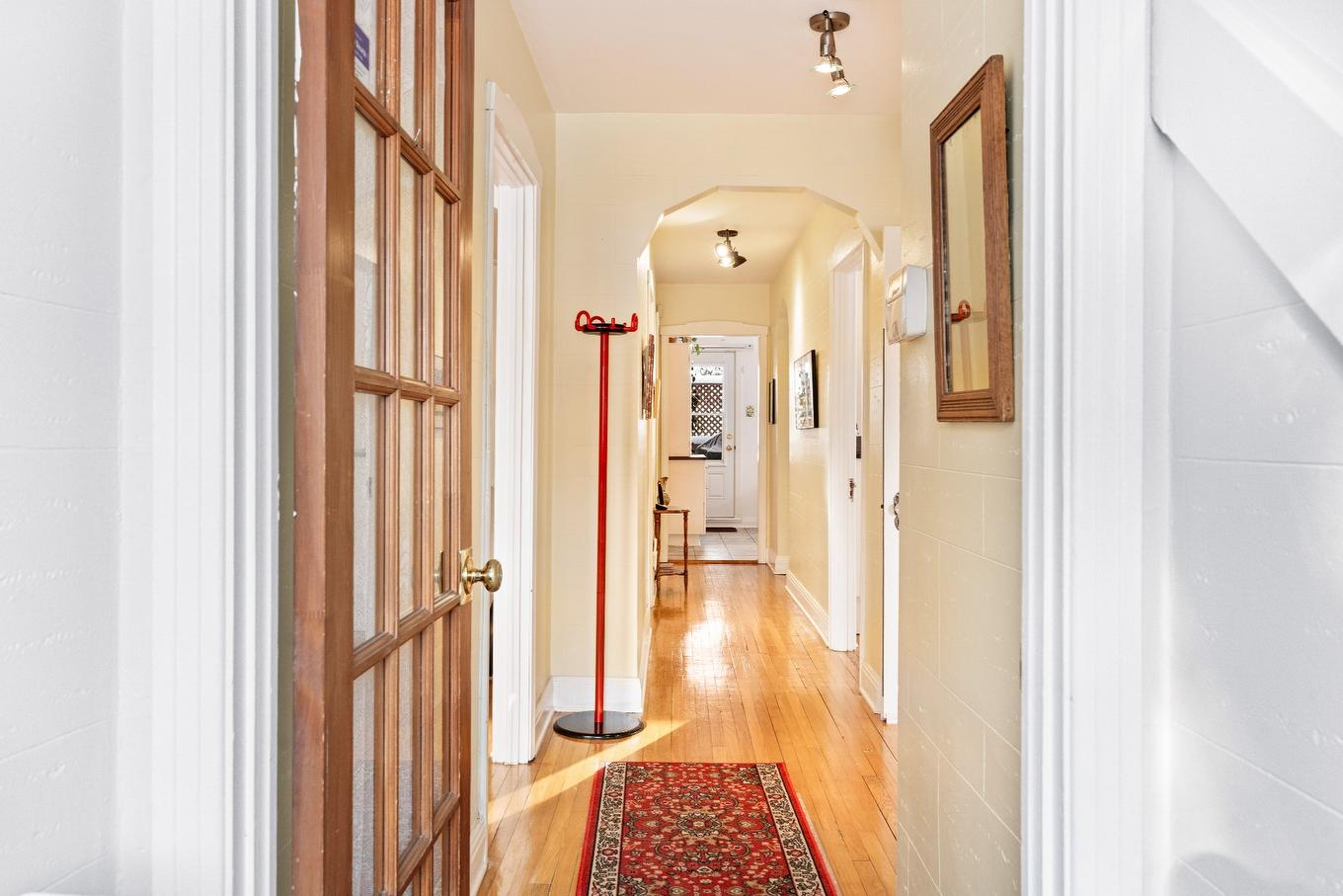 Autre - 5551A Av. Notre-Dame-De-Grâce, Montréal (Côte-Des-Neiges/Notre-Dame-De-Grâce), QC - Indoor Photo Showing Other Room