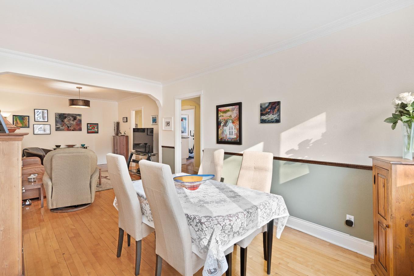 Salle à manger - 5551A Av. Notre-Dame-De-Grâce, Montréal (Côte-Des-Neiges/Notre-Dame-De-Grâce), QC - Indoor Photo Showing Dining Room