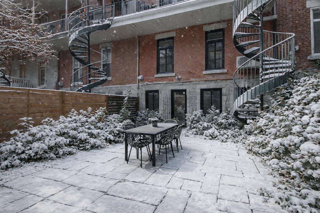 Face arrière - 995 Av. De L'Hôtel-De-Ville, Montréal (Ville-Marie), QC - Outdoor