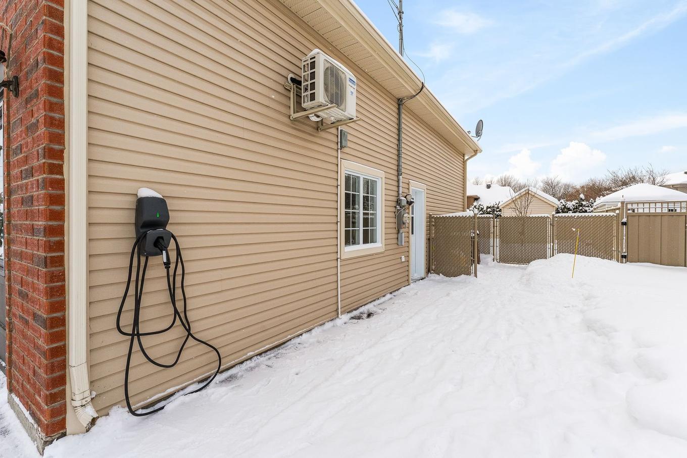 Exterior entrance - 412 Rue De L'Émeraude, Granby, QC - Outdoor With Exterior