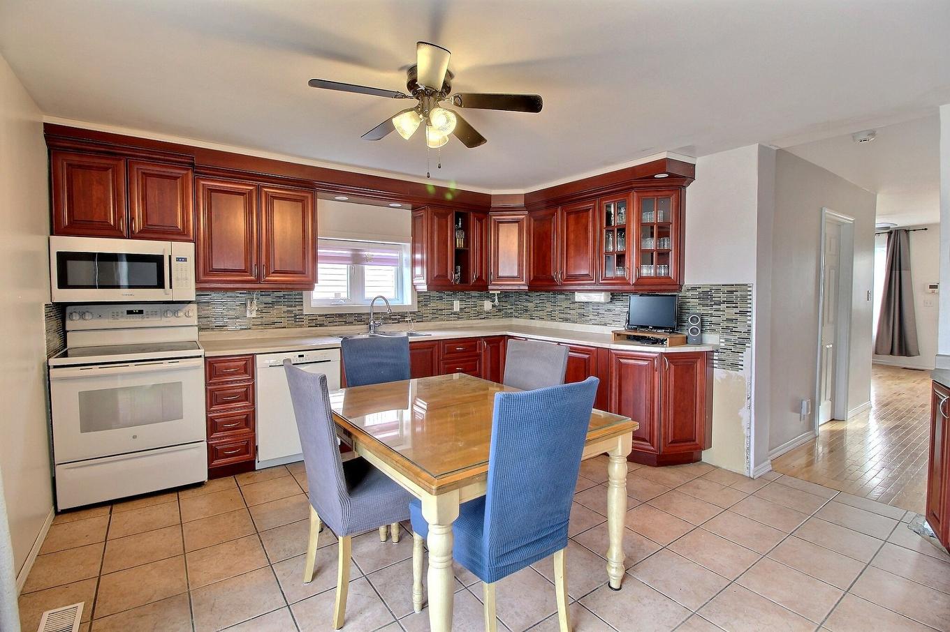 Kitchen - 281 15E Rue, Val-D'Or, QC - Indoor Photo Showing Kitchen