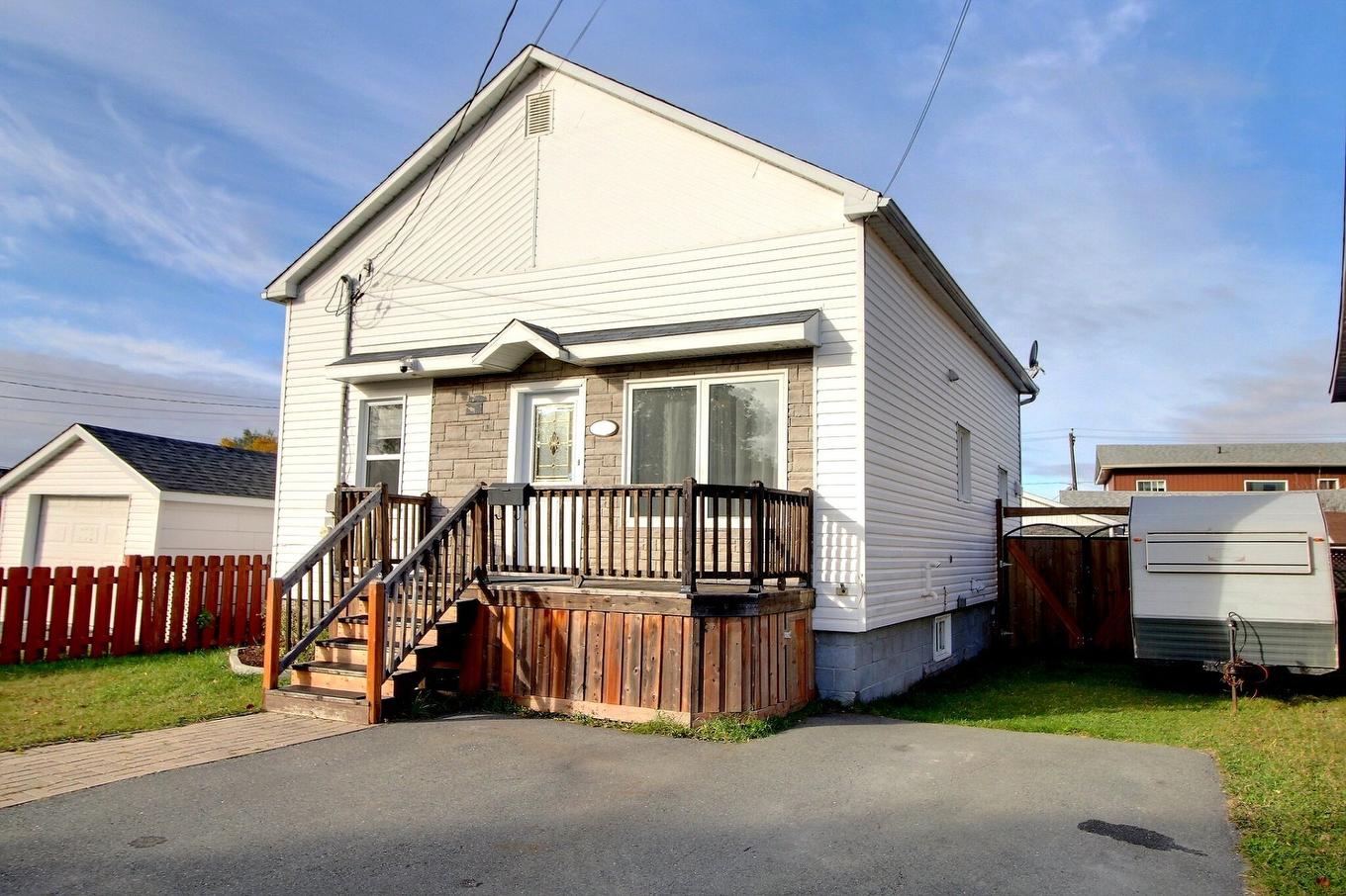 Frontage - 281 15E Rue, Val-D'Or, QC - Outdoor With Exterior