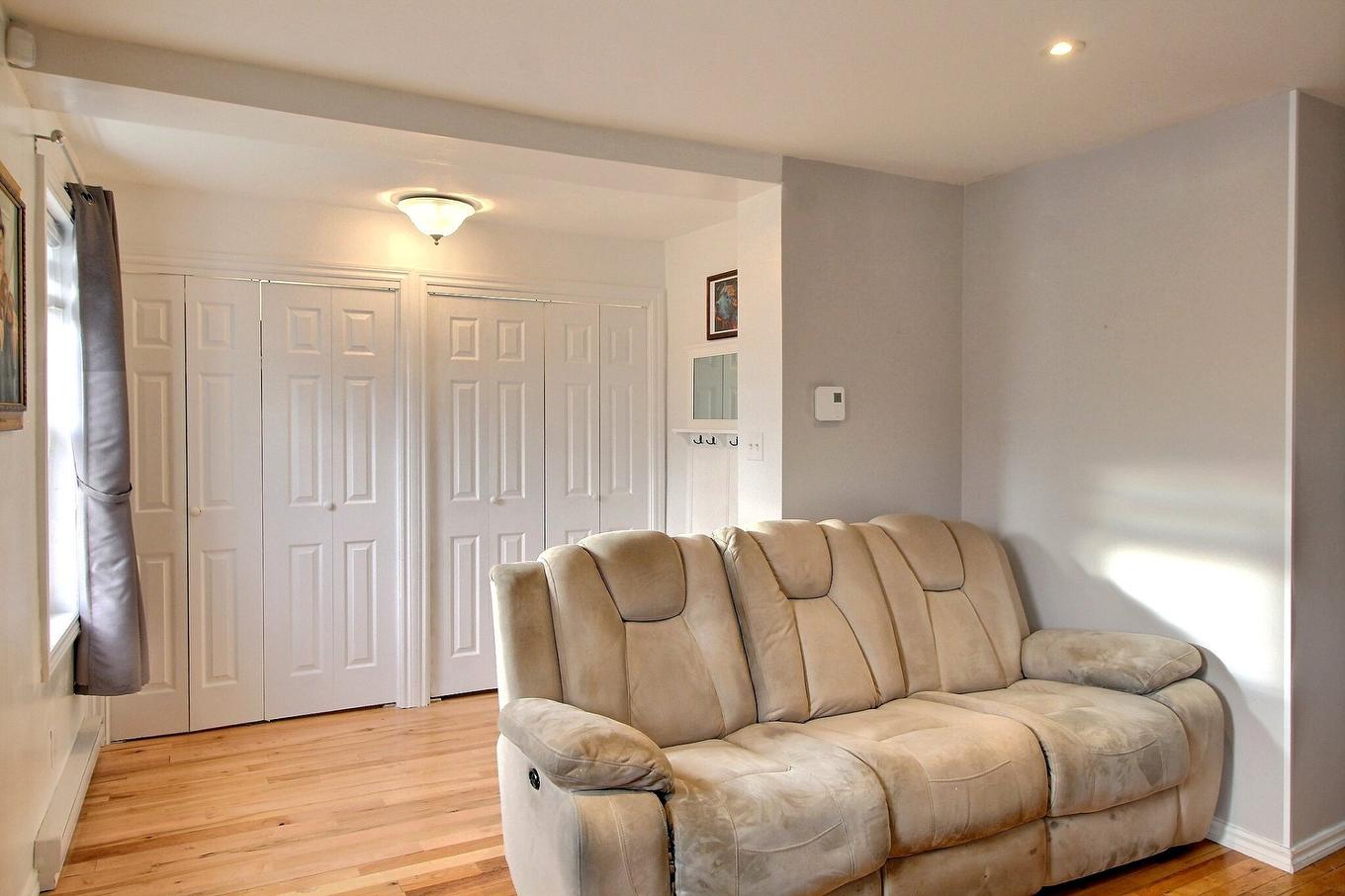 Overall view - 281 15E Rue, Val-D'Or, QC - Indoor Photo Showing Living Room