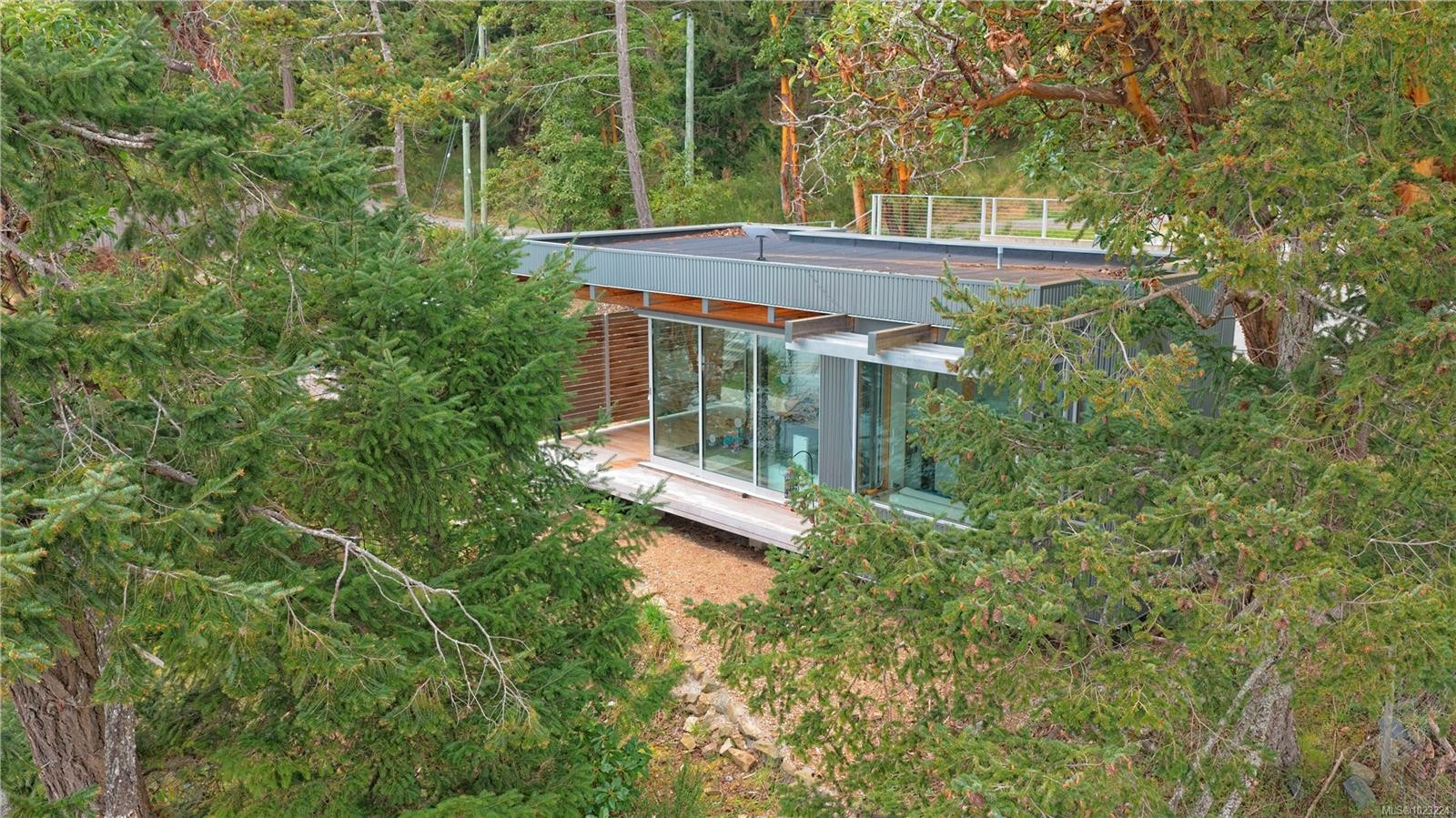 240 Old Scott Rd, Salt Spring, BC