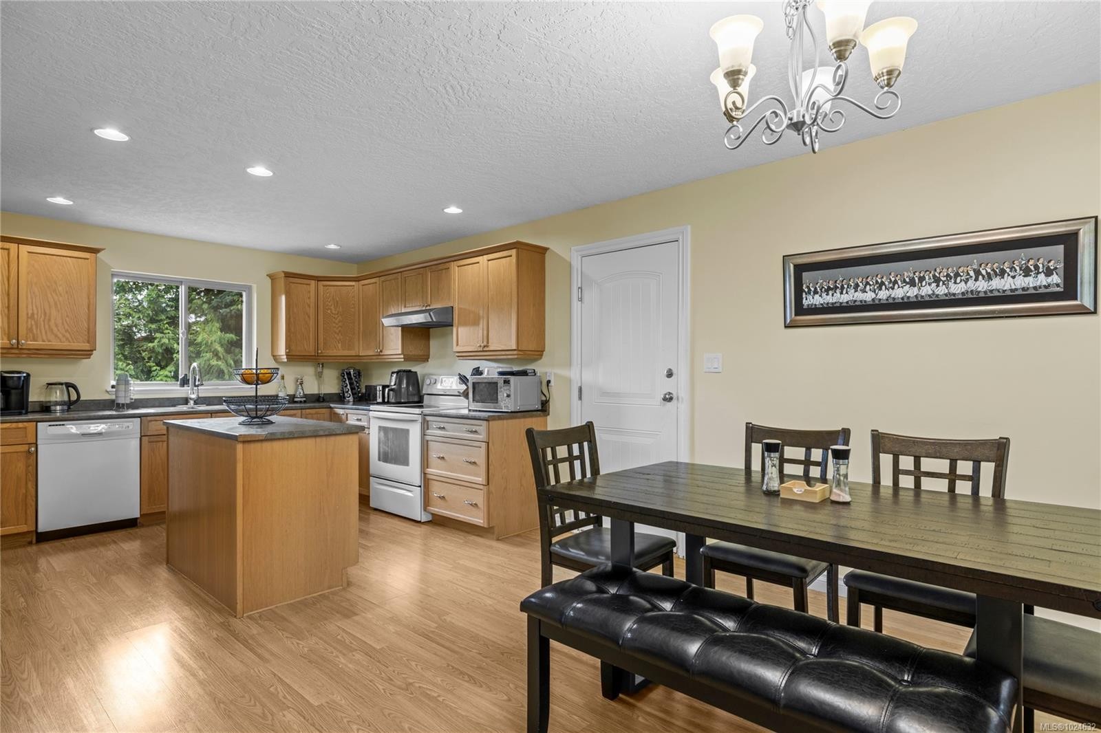 1738 Martini Way, Qualicum Beach, BC