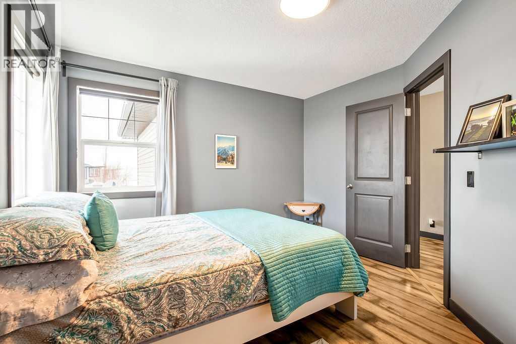 6 Westmount Circle, Okotoks, AB - Indoor Photo Showing Bedroom
