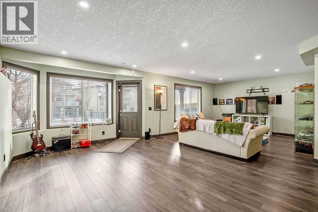 6 Westmount Circle, Okotoks, AB - Indoor Photo Showing Other Room