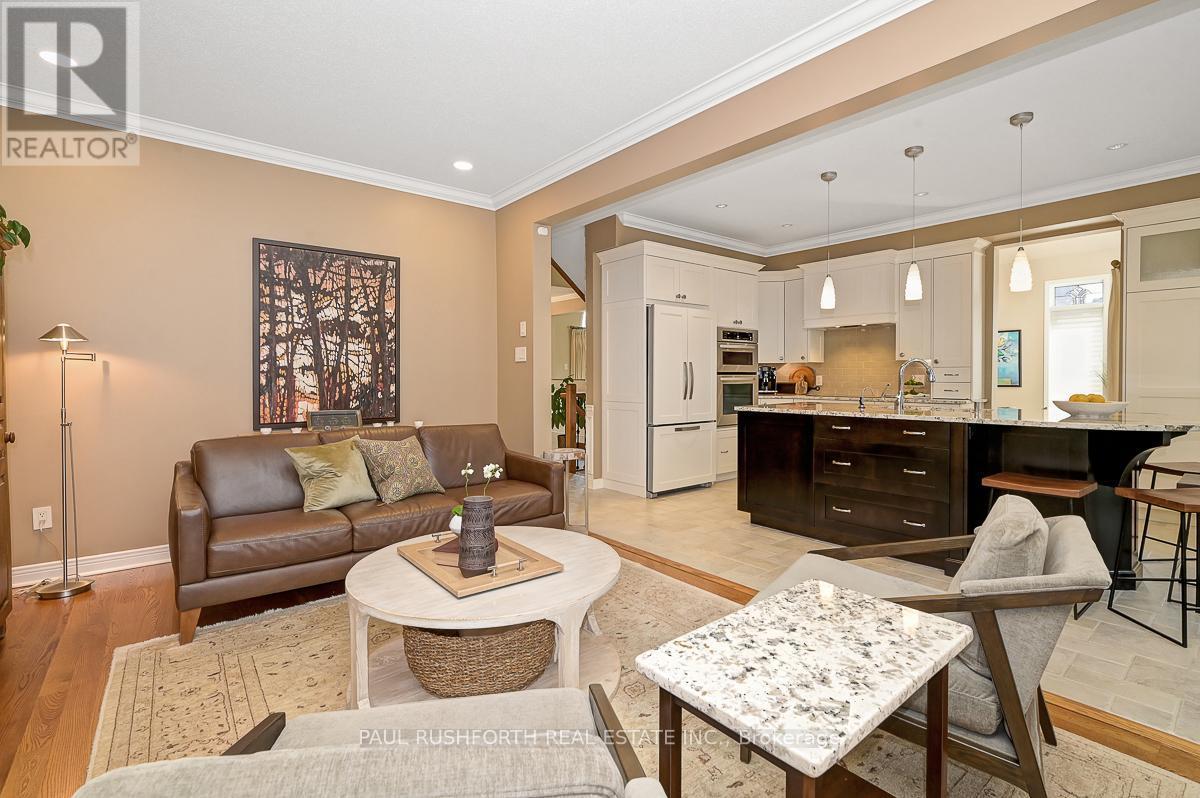 Family Room - 3 Fanterra Way, Ottawa, ON - Indoor Photo Showing Living Room