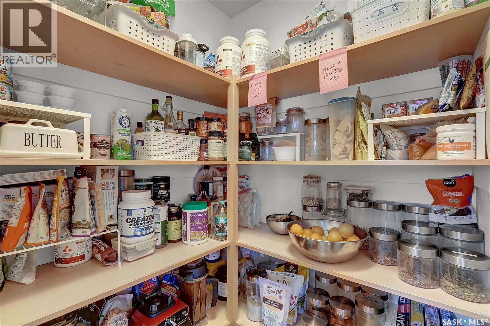 8014 Links Way, Regina, SK - Indoor