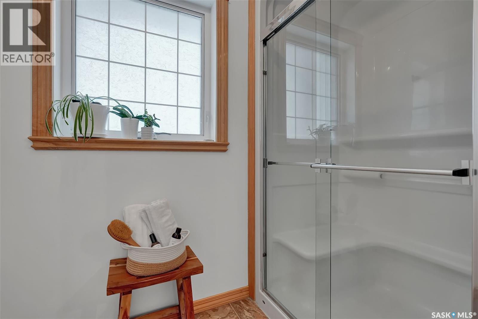 8014 Links Way, Regina, SK - Indoor Photo Showing Bathroom